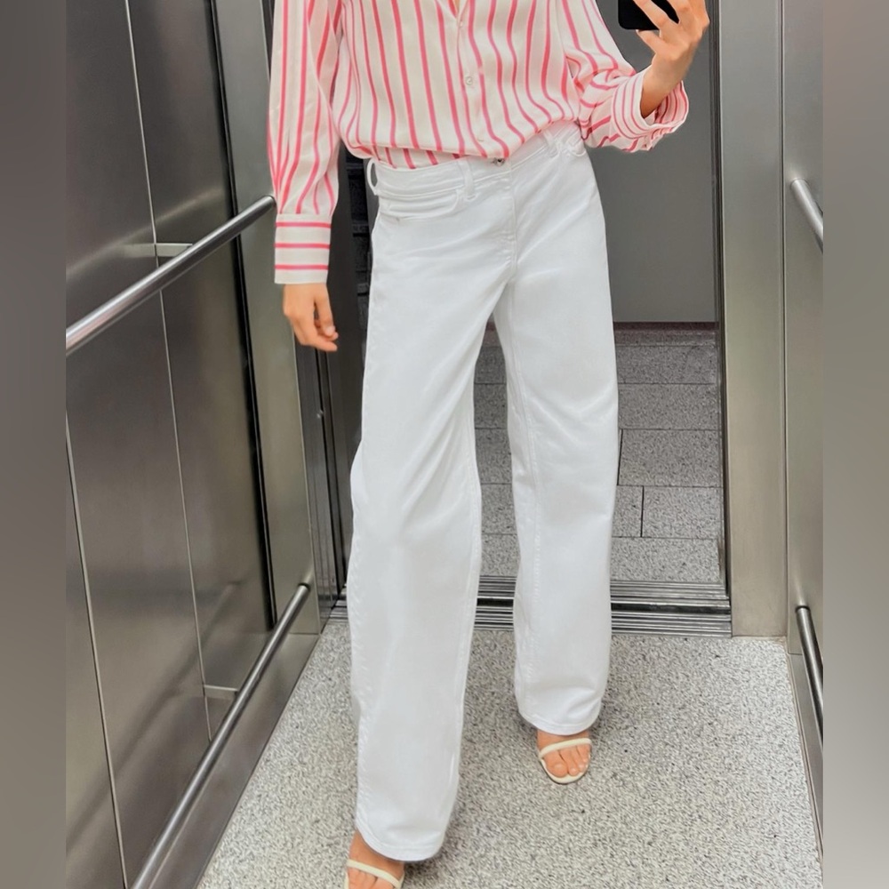 White high rise straight jeans Zara